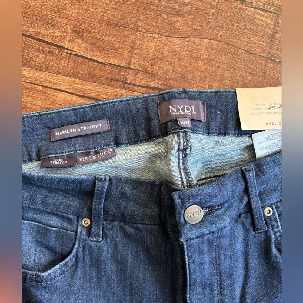 NYDJ Jeans | The Slimmer Marilyn Straight | 16 (18) - Picture 7 of 9